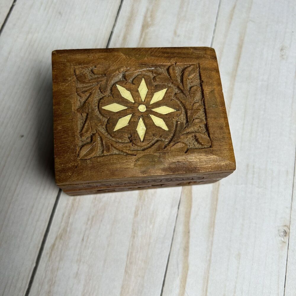 Vintage Wooden Carved Hinged Trinket Jewelry Ring Box 3 X 1.75 in